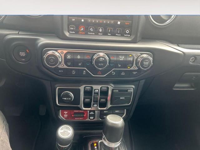 Photo of 2020 Granite Crystal Metallic Clearcoat Jeep Gladiator