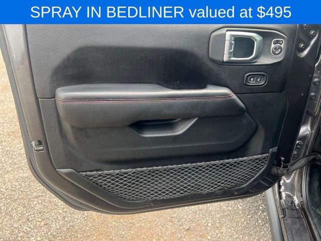 Photo of 2020 Granite Crystal Metallic Clearcoat Jeep Gladiator