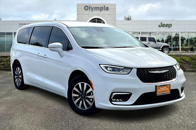 2022 Chrysler Pacifica Hybrid