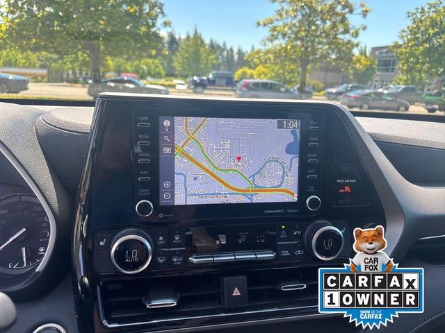 Photo of 2021 Gray Toyota Highlander