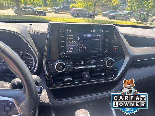 Photo of 2021 Gray Toyota Highlander