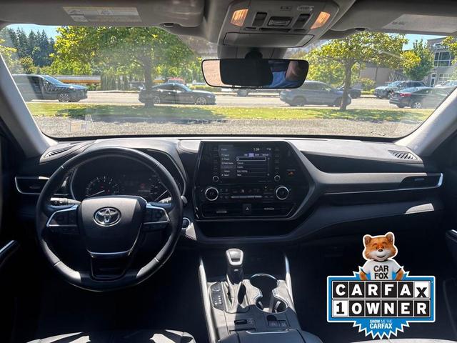 Photo of 2021 Gray Toyota Highlander