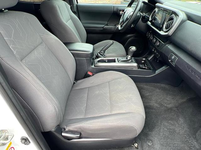 Photo of 2019 Super White Toyota Tacoma