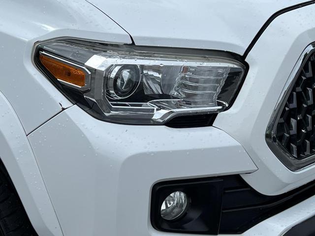 Photo of 2019 Super White Toyota Tacoma