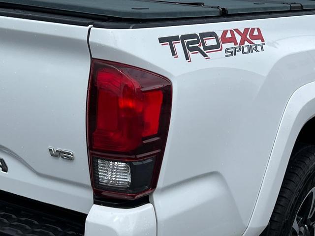 Photo of 2019 Super White Toyota Tacoma