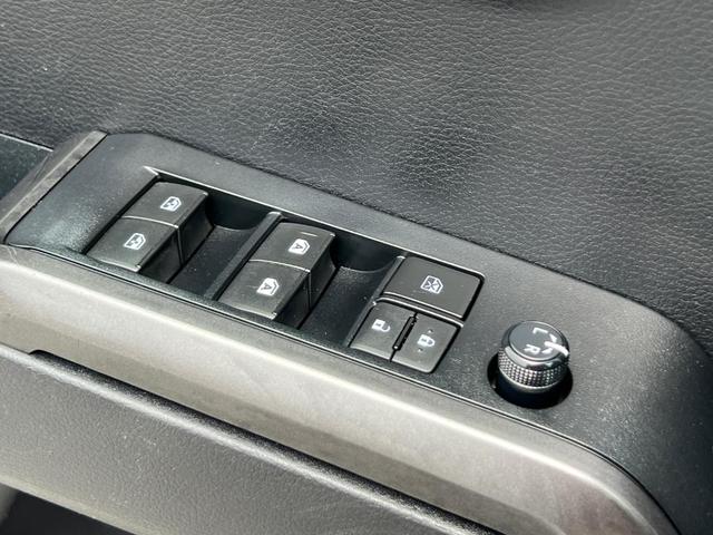 Photo of 2019 Super White Toyota Tacoma