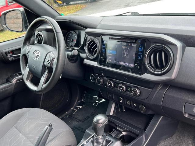 Photo of 2019 Super White Toyota Tacoma