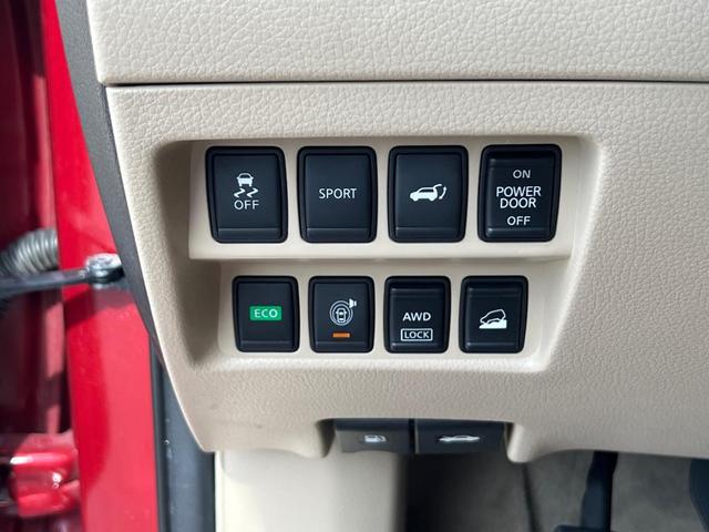 Photo of 2015 Cayenne Red Nissan Rogue