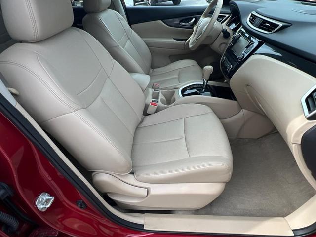 Photo of 2015 Cayenne Red Nissan Rogue