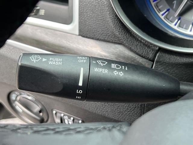 Photo of 2019 Maximum Steel Metallic Chrysler 300