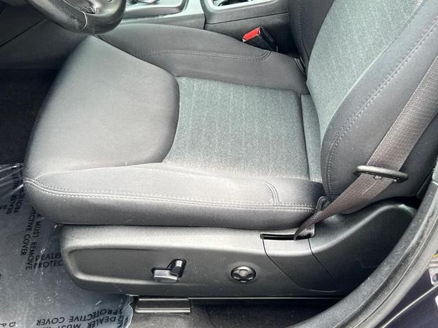 Photo of 2019 Maximum Steel Metallic Chrysler 300