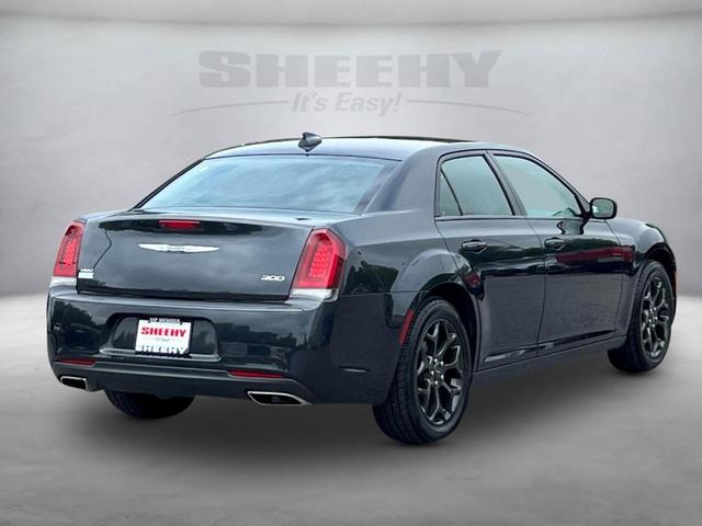 Photo of 2019 Maximum Steel Metallic Chrysler 300