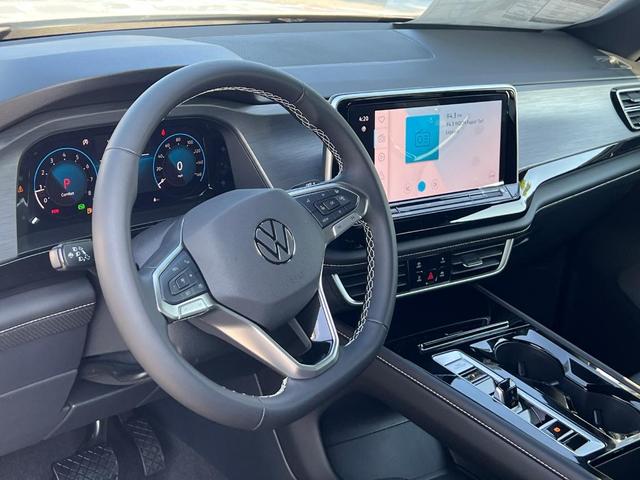 Photo of 2026 Opal White Pearl Volkswagen Atlas Cross Sport