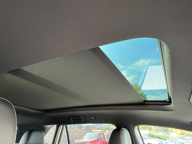 Photo of 2026 Opal White Pearl Volkswagen Atlas Cross Sport