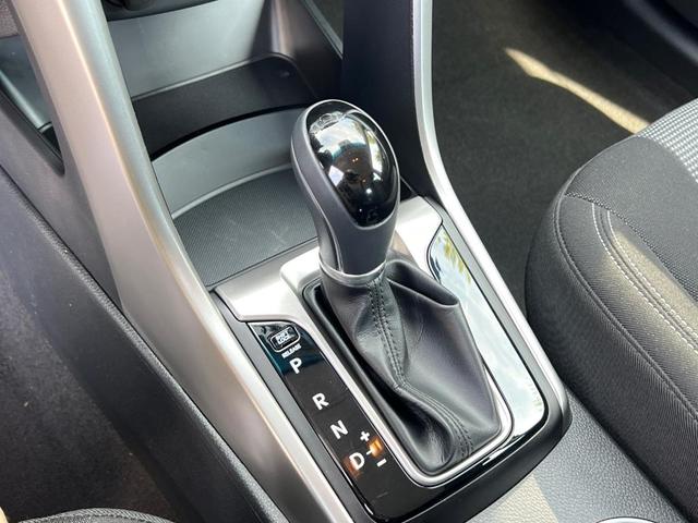 Photo of 2017 Electric Blue Metallic Hyundai Elantra GT