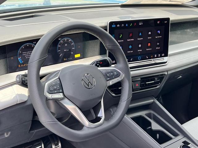 Photo of 2025 Monterey Blue Pearl Volkswagen Tiguan
