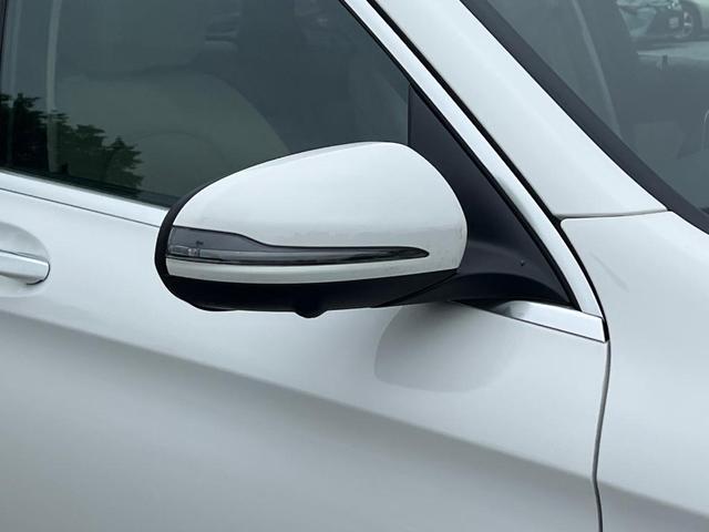Photo of 2021 White Mercedes-Benz GLC 300