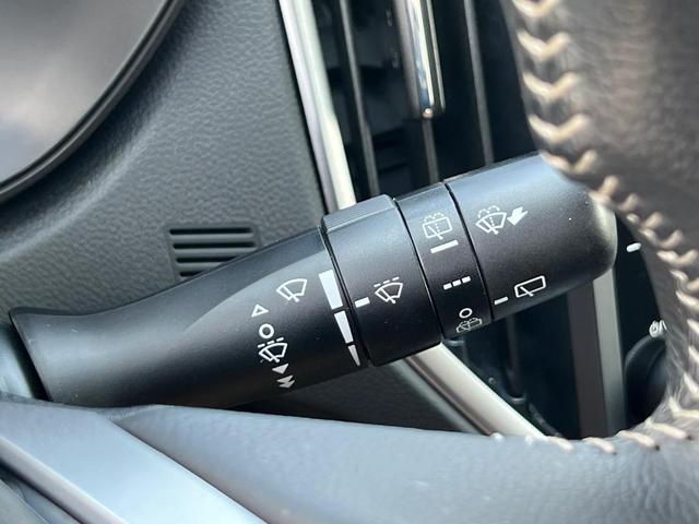 Photo of 2024 Ice Silver Metallic Subaru Forester
