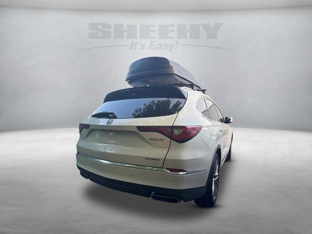 Photo of 2023 Platinum White Acura MDX