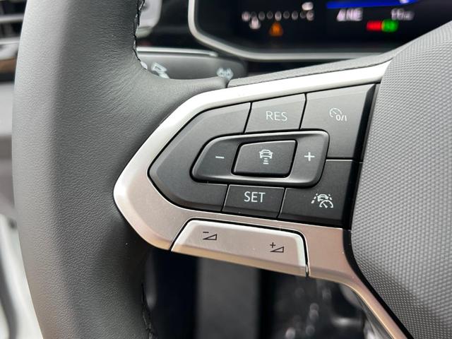 Photo of 2025 Pure White Volkswagen Jetta