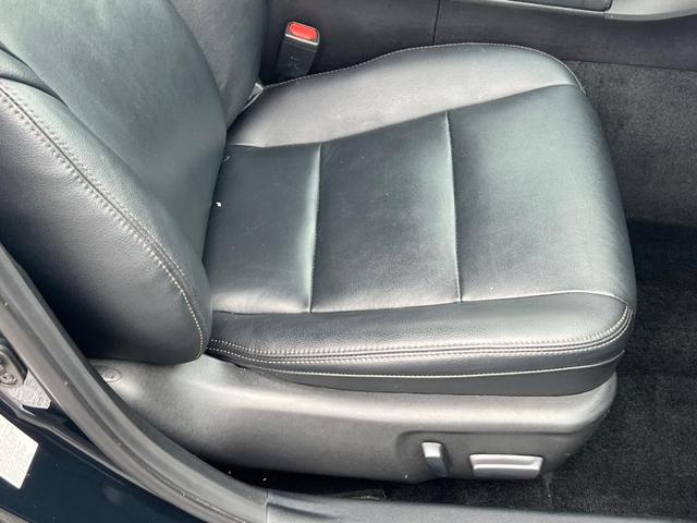 Photo of 2018 Cosmic Gray Mica Toyota Avalon