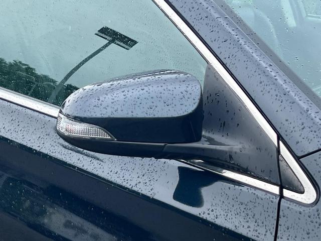 Photo of 2018 Cosmic Gray Mica Toyota Avalon