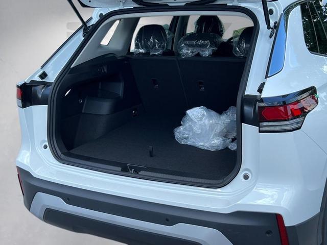 Photo of 2025 Pure White Volkswagen Tiguan