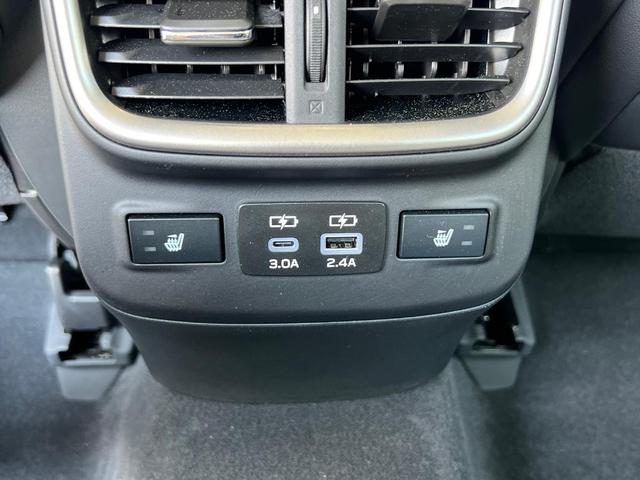 Photo of 2025 Crystal White Subaru Outback