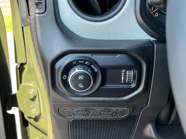 Photo of 2024 Sarge Green Clearcoat Jeep Gladiator
