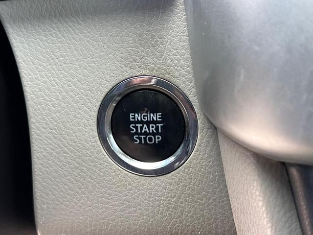 Photo of 2016 Predawn Gray Mica Toyota Highlander