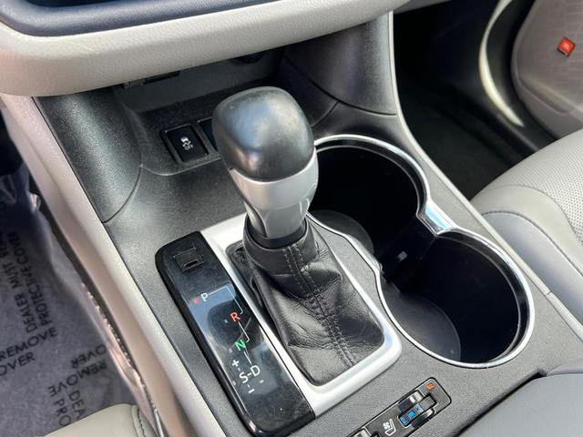 Photo of 2016 Predawn Gray Mica Toyota Highlander