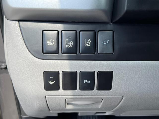 Photo of 2016 Predawn Gray Mica Toyota Highlander