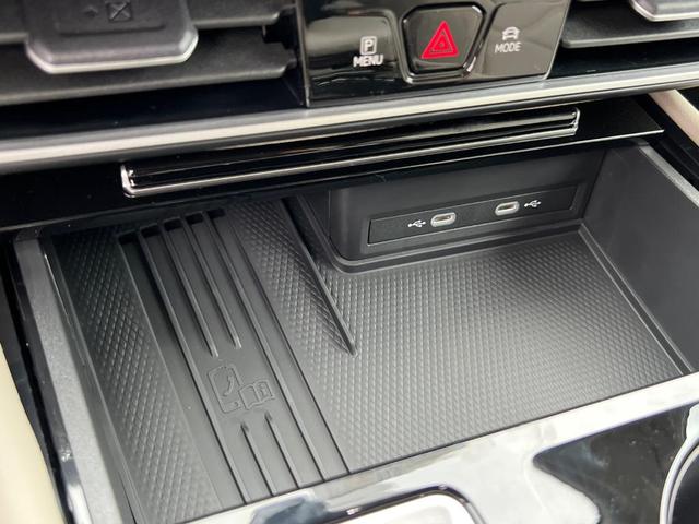 Photo of 2026 Gray Volkswagen Atlas
