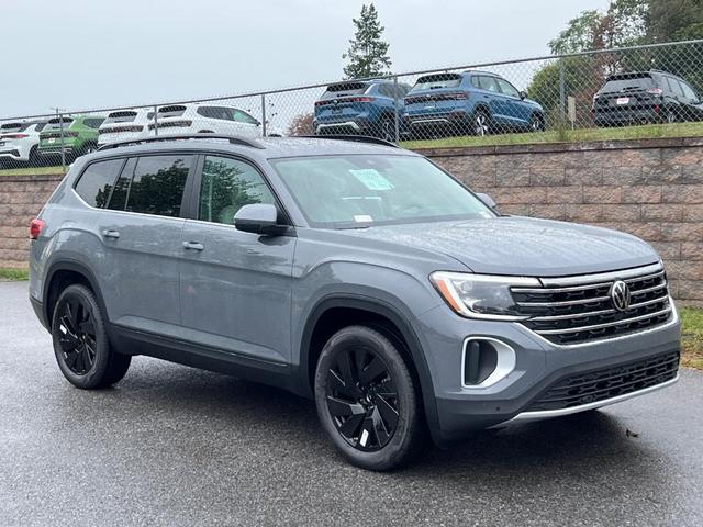 Photo of 2026 Gray Volkswagen Atlas