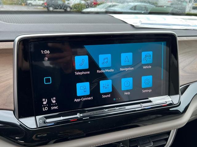 Photo of 2026 Gray Volkswagen Atlas