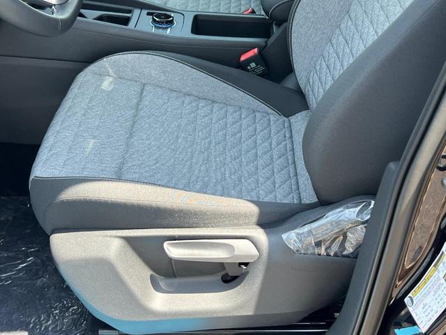 Photo of 2025 Deep Black Pearl Effect Volkswagen Tiguan