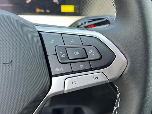 Photo of 2025 Deep Black Pearl Effect Volkswagen Tiguan