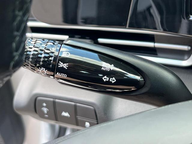 Photo of 2021 Shimmering Silver Pearl Hyundai ELANTRA