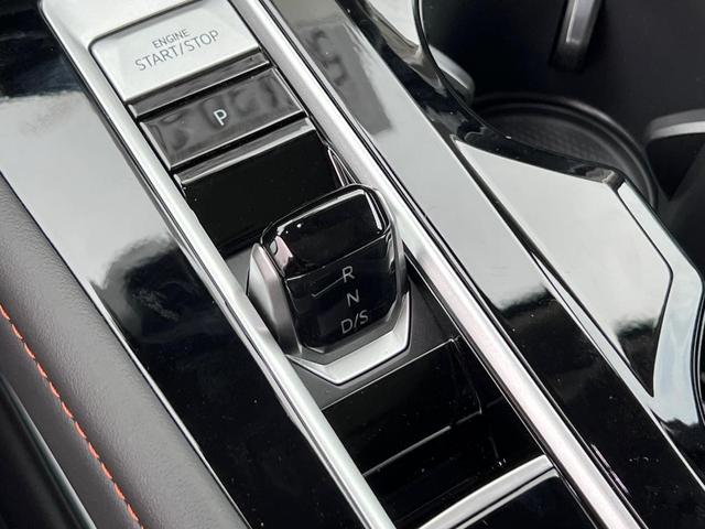 Photo of 2025 Pure Gray Volkswagen Atlas