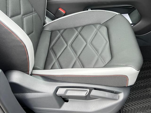 Photo of 2025 Pure Gray Volkswagen Atlas
