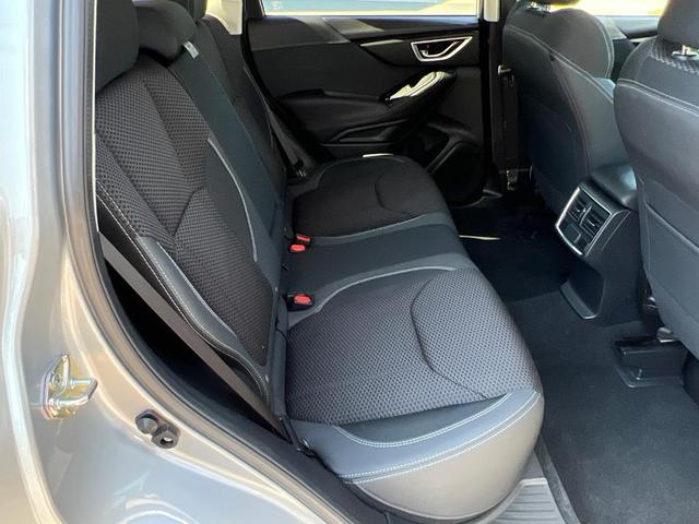 Photo of 2019 Ice Silver Metallic Subaru Forester