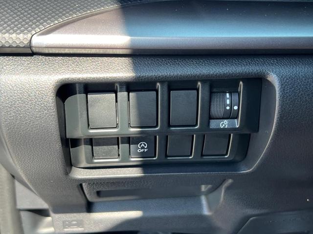 Photo of 2019 Ice Silver Metallic Subaru Forester
