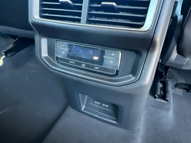 Photo of 2026 White Pearl Volkswagen Atlas