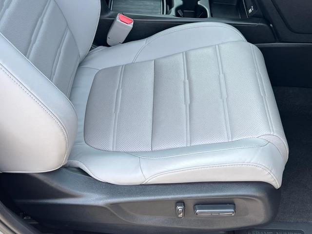 Photo of 2020 Modern Steel Metallic Honda CR-V