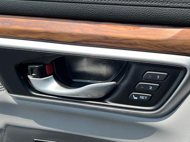 Photo of 2020 Modern Steel Metallic Honda CR-V