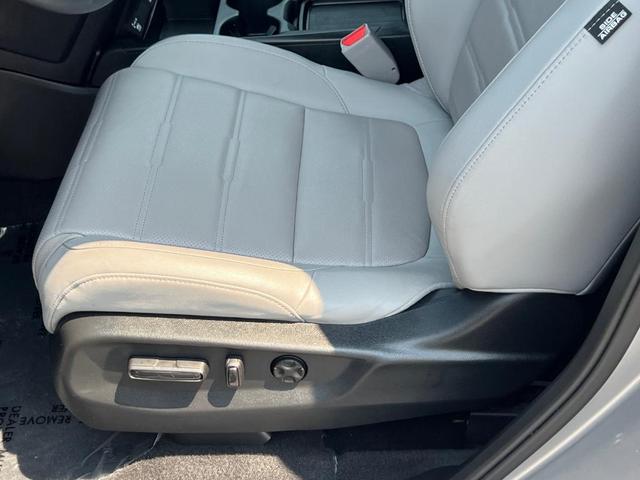 Photo of 2020 Modern Steel Metallic Honda CR-V
