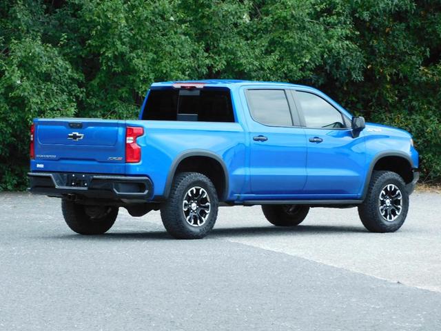Photo of 2024 Blue Chevrolet Silverado 1500