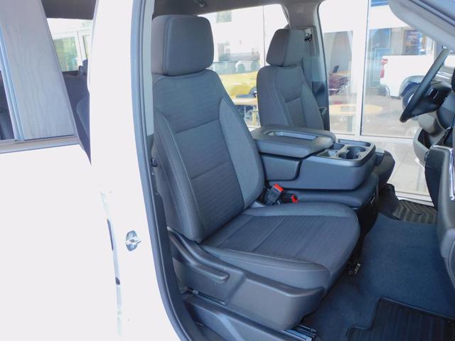 Photo of 2024 White Chevrolet Silverado 2500