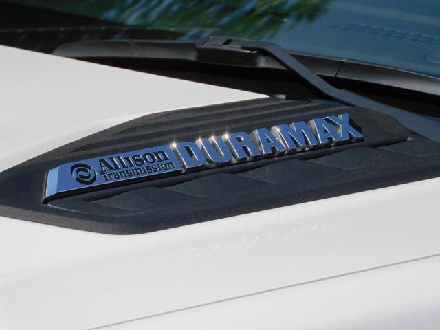 Photo of 2024 White Chevrolet Silverado 2500