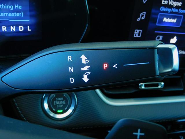 Photo of 2026 White Chevrolet Equinox